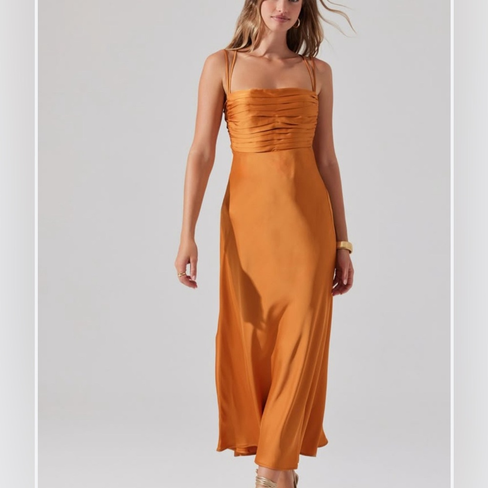 ASTR the Label Antlia dress